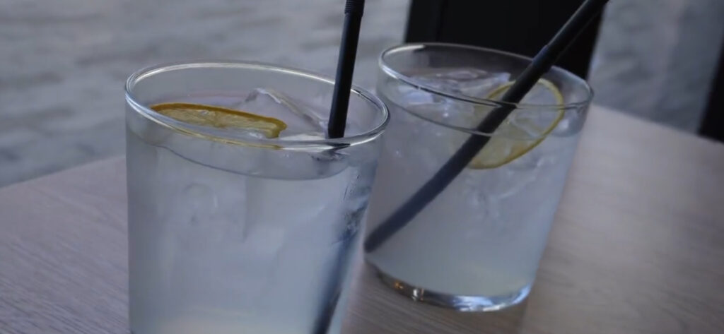 豊洲「na cafe」でレモネードをパトロール